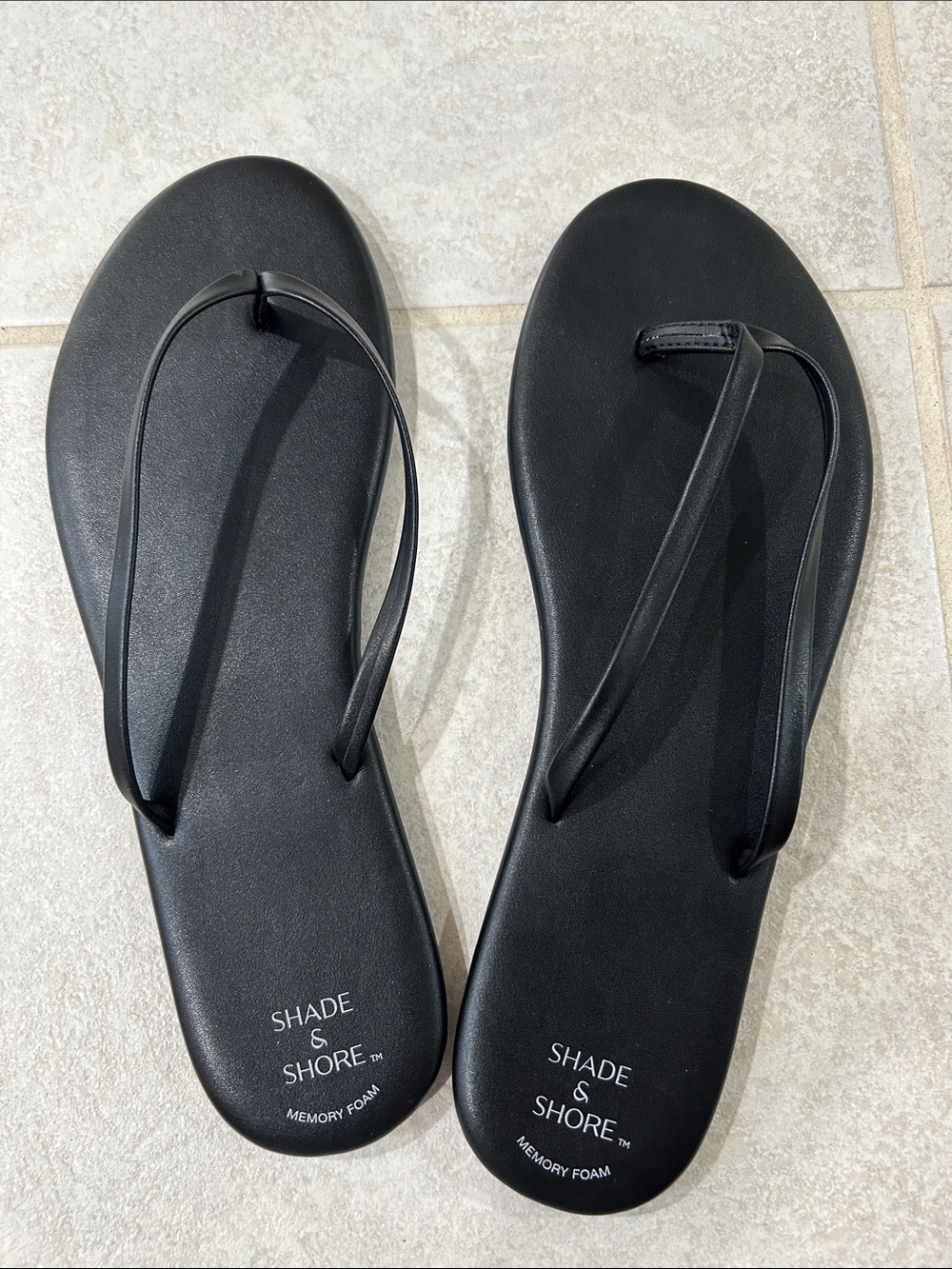 Shade & Shore Black Women's Minimalist Flip Flop Sandals